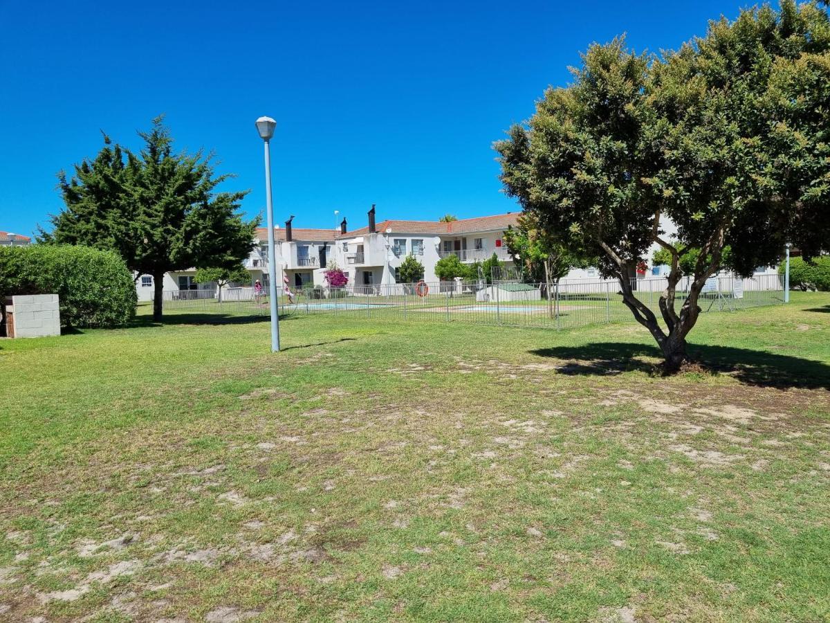 Modern Apartment Close To Kite Beach Langebaan Exterior foto