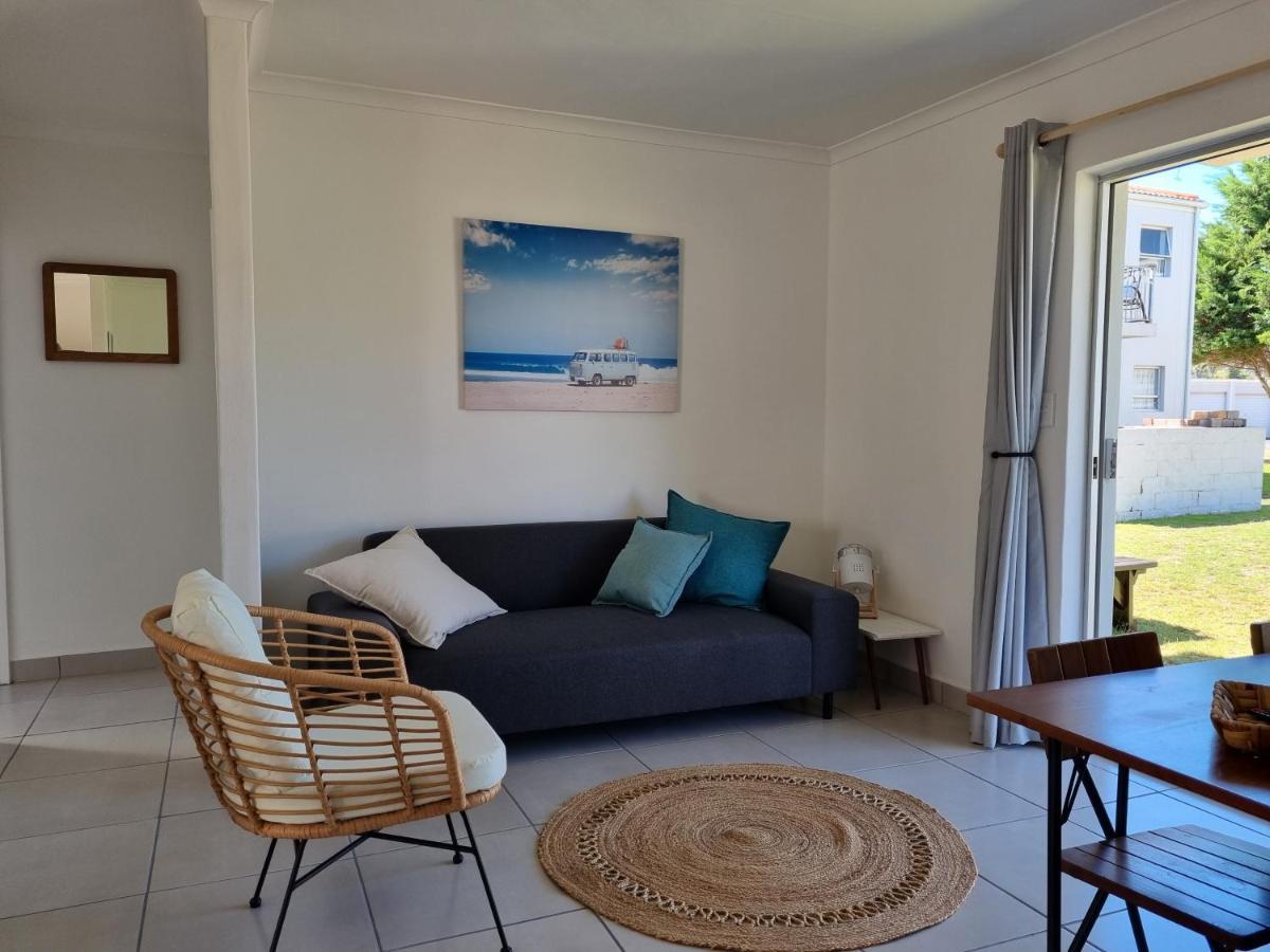 Modern Apartment Close To Kite Beach Langebaan Exterior foto