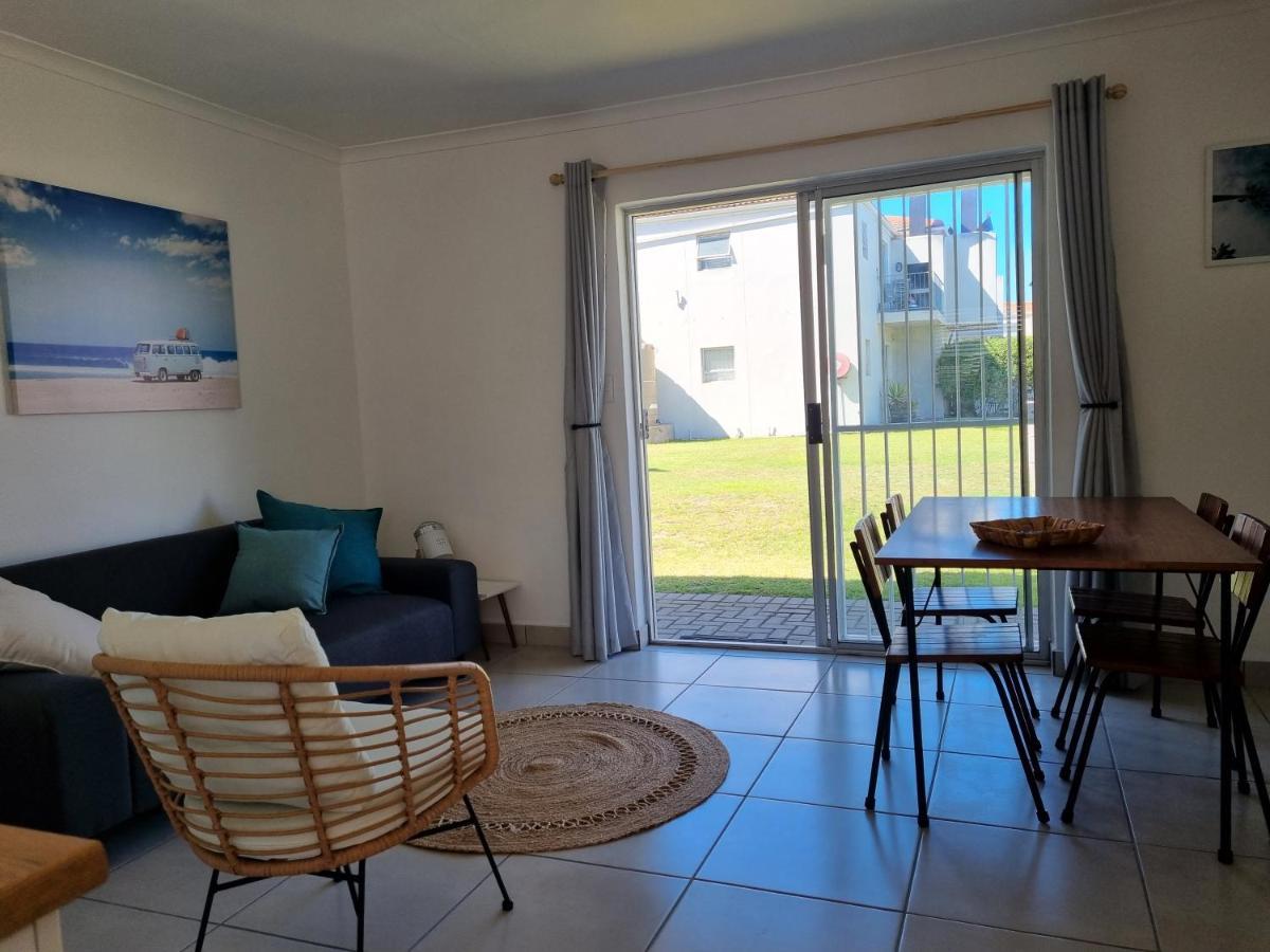 Modern Apartment Close To Kite Beach Langebaan Exterior foto
